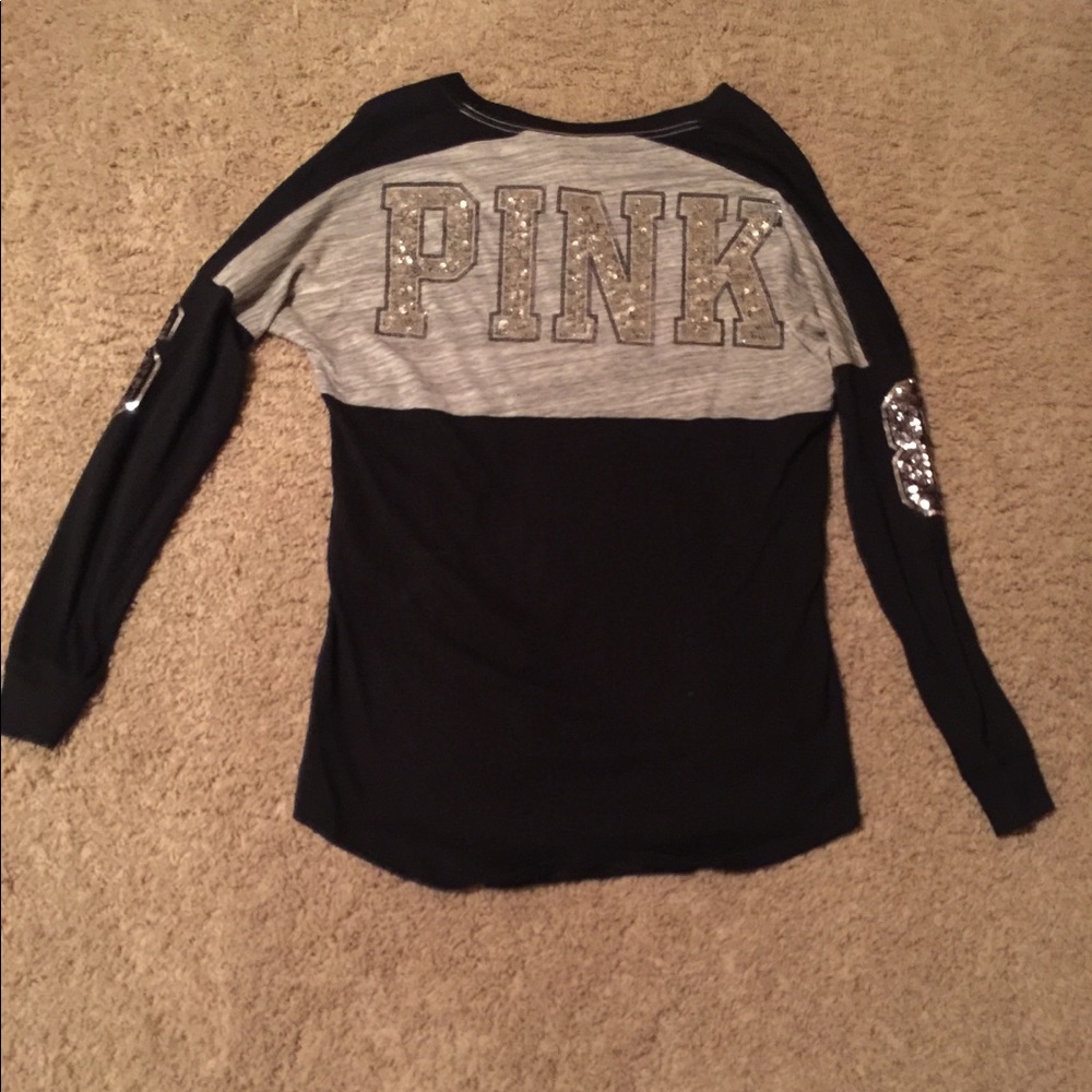Pink v neck long sleeve shirt